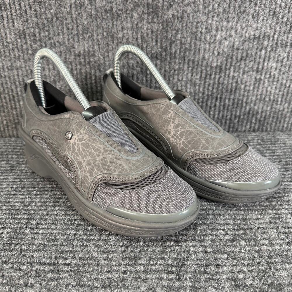 Bzees Women’s Size 6 Gray Slip On Comfort Walking Shoes Stretch Casual